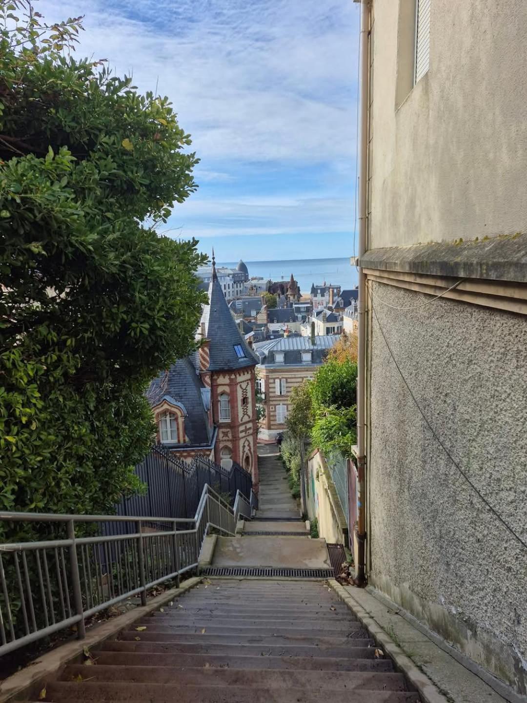 Apartamento Le Capitaine Jack Trouville-sur-Mer Exterior foto