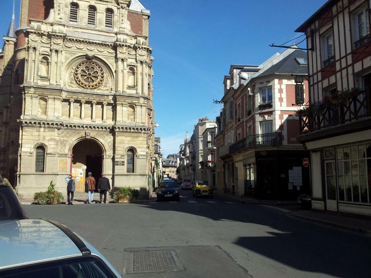 Apartamento Le Capitaine Jack Trouville-sur-Mer Exterior foto